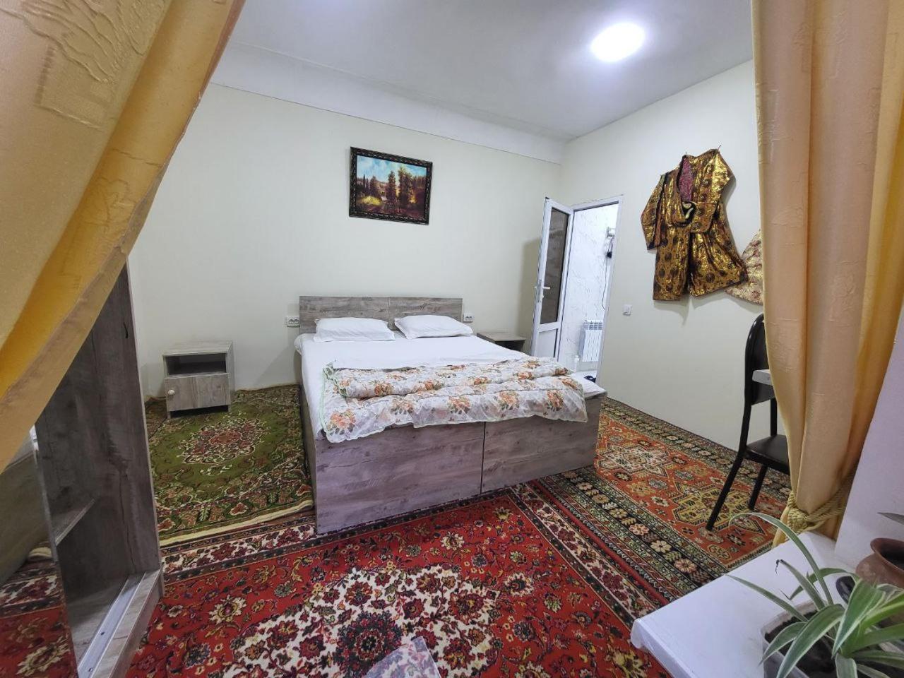 Bobo Haydar Guest House Бухара Екстер'єр фото